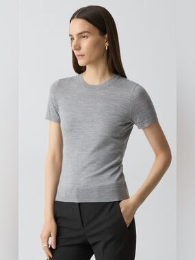 Theory Gray Short Sleeve Knit Top Lightweight Crewneck Size M